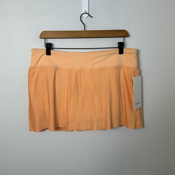 NWT Lululemon Pleat to Street Mid-Rise Skirt - Picture 7 of 13